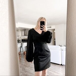 Hilary Macmillan Snakeskin V-Neck Dress Black Size Small NWT